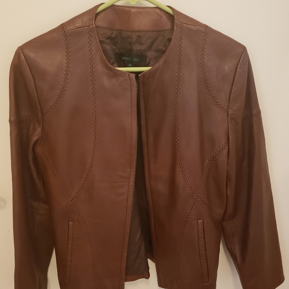 Leather jacket - Picture 1 of 3
